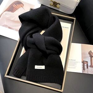 100% Wool Short Scarf - Black 
20cm×120cm
